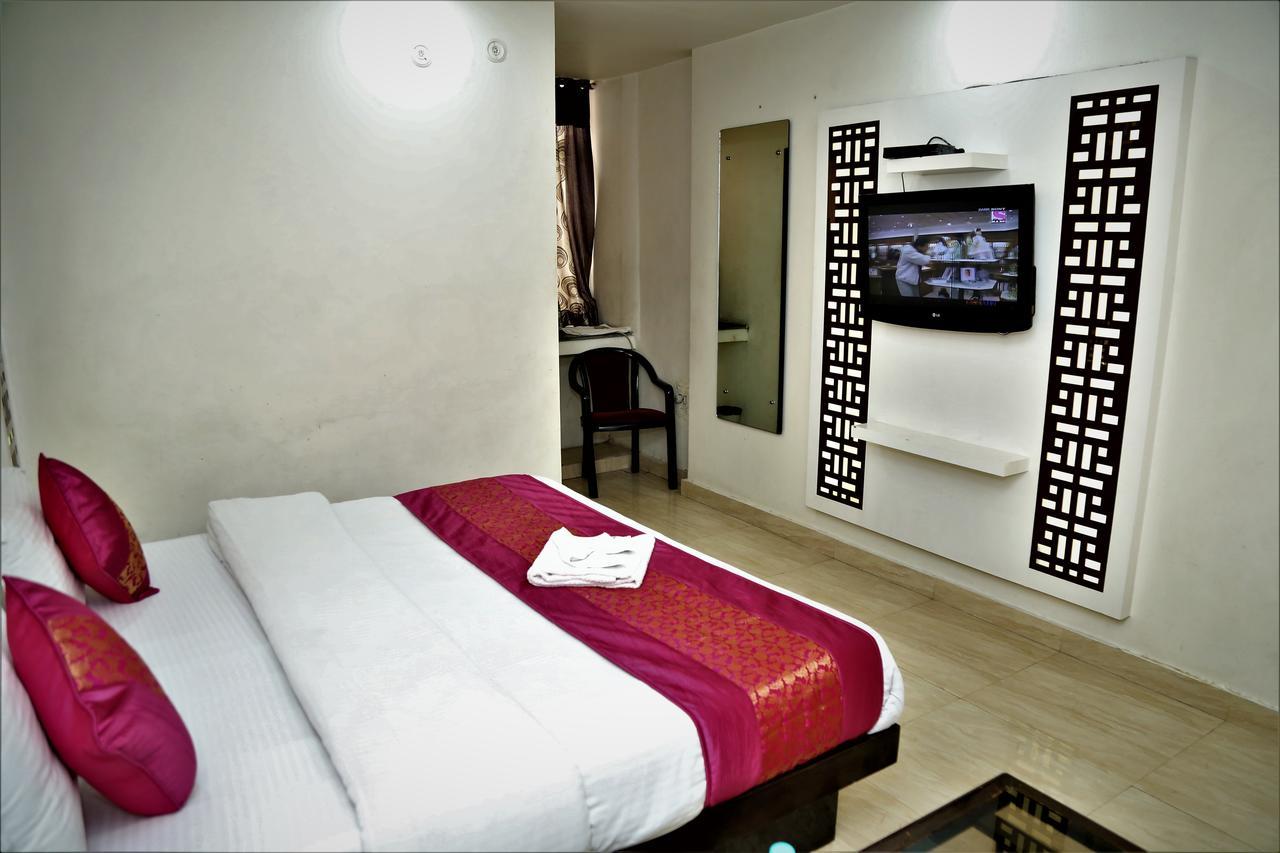 Hotel Suzi International, Near New Delhi Station Экстерьер фото